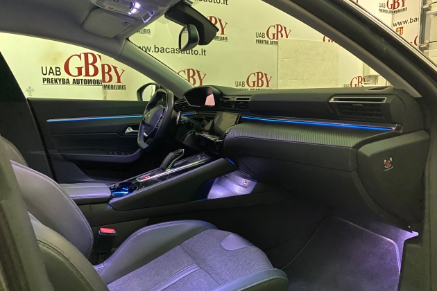 Peugeot 508 automobilių nuoma