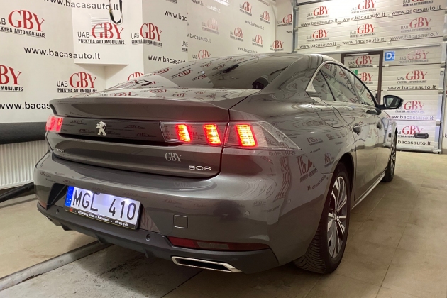Peugeot 508 automobilių nuoma