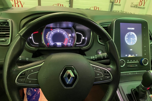 Renault Grand Scenic automobilių nuoma