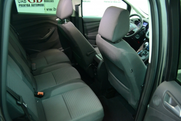 Ford C-MAX automobilių nuoma