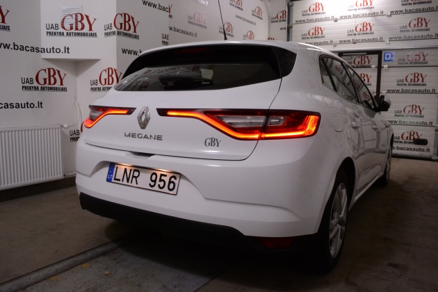 Renault Megane automobilių nuoma