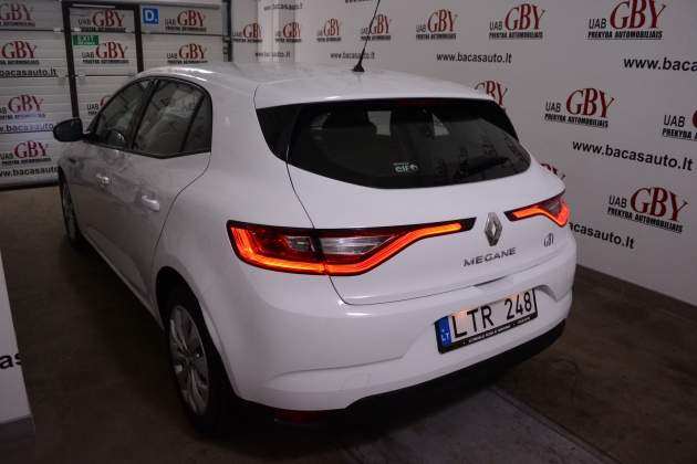 Renault Megane automobilių nuoma