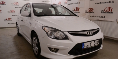 Hyundai i30 nuoma
